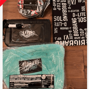 4262 BIGBANG set  ( ¥2200 )