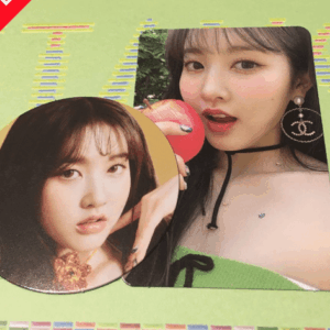 4977 photo card  ( ¥666 )