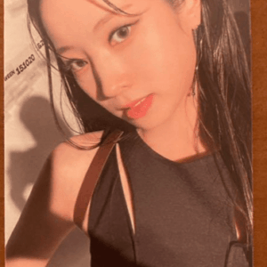 4999 photo card  (¥300)