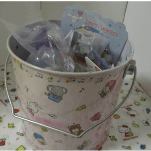 61237 figure set auction