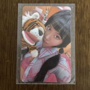 63058 Chaeyoung Between 1&2 trading card