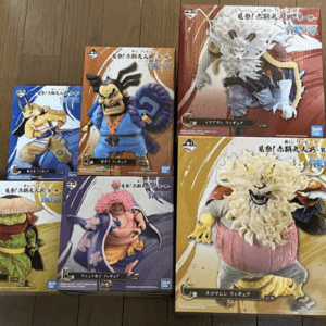 65135 Nine Red Scabbards Complete First Series, Complete Second Series, 6 Types in Total