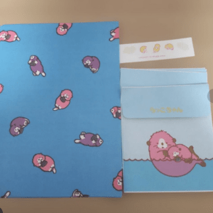 65673 Retro Letter Set: 14 sheets of letter paper and 4 envelopes