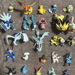 66037  Pokemon Moncolle figures bundle