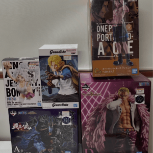 67303 |figure set (whatssapp)