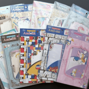 68880 Disney Framed Letter Set Amina Mickey, Minnie, Alice, etc.