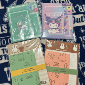 70378 Juego de letras de Sanrio