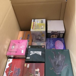 72723 anime figure (whatsapp)