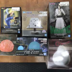 75590 room lamp & figures X6 (whatsapp)