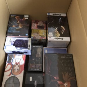 72744 anime figure (whatsapp)