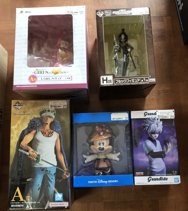 Figure one piec set (whatapp) - Articulos Japan (Post Box Japan)