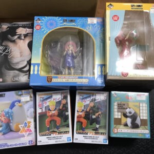 73027 figure set x 7(what app)