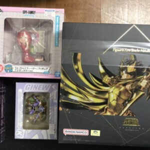 73029 Figure set x 5 (whats app)