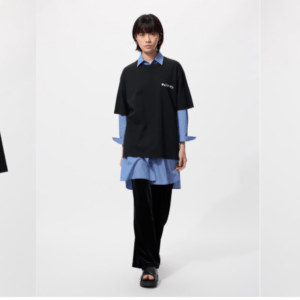 71790 Chainsaw Man UT/Ajuste relajado XS size x 2 (UNIQLO)