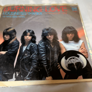 73891 LOUDNESS BURNING LOVE single - Rare item!