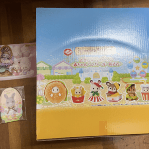 77671 sylvanian family figure
