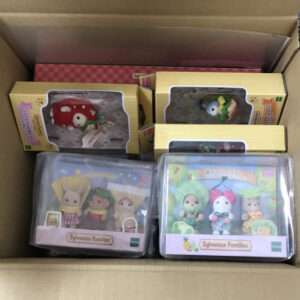 76881 Figure sylvanian set