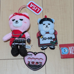 76972 BLACKPINK LISA and KRUNK x iKON JUNE plush toy set