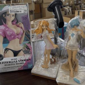 90844 Figure x 3 (whatsapp)