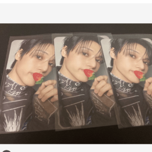 90505 ATEEZ Wooyoung Makestar Exclusive Photocard (Strawberry)