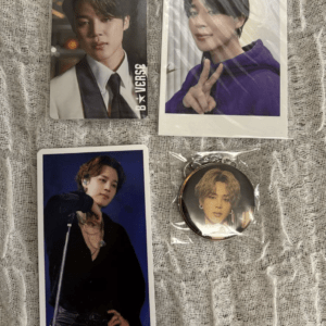 91316 BTS Jimin trading card and keychain