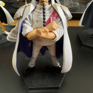 93526  One Piece Figure: Admiral Set