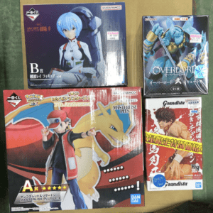 98210 figures X 4 (whatsapp)
