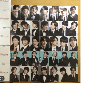 98743 2022 THE FACT BTS Photobook – 35 Cards