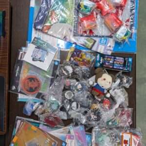 101454 Various character merchandise (whatsapp)