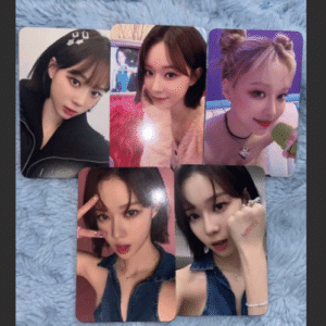 100693 aespa "Illusion" MD Trading Card: Winter