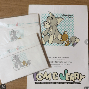 101065  Tom and Jerry Letter Set