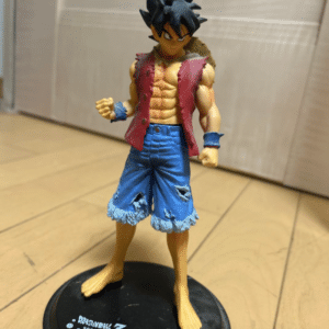 102167 One Piece x Dragon Ball Z Collaboration Figure