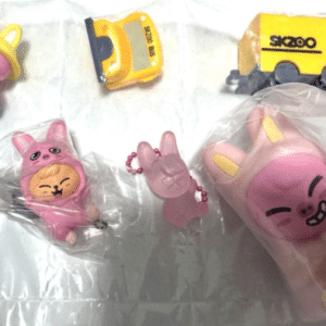 102588  SKZOO Gacha Gummy Charm Toe Set